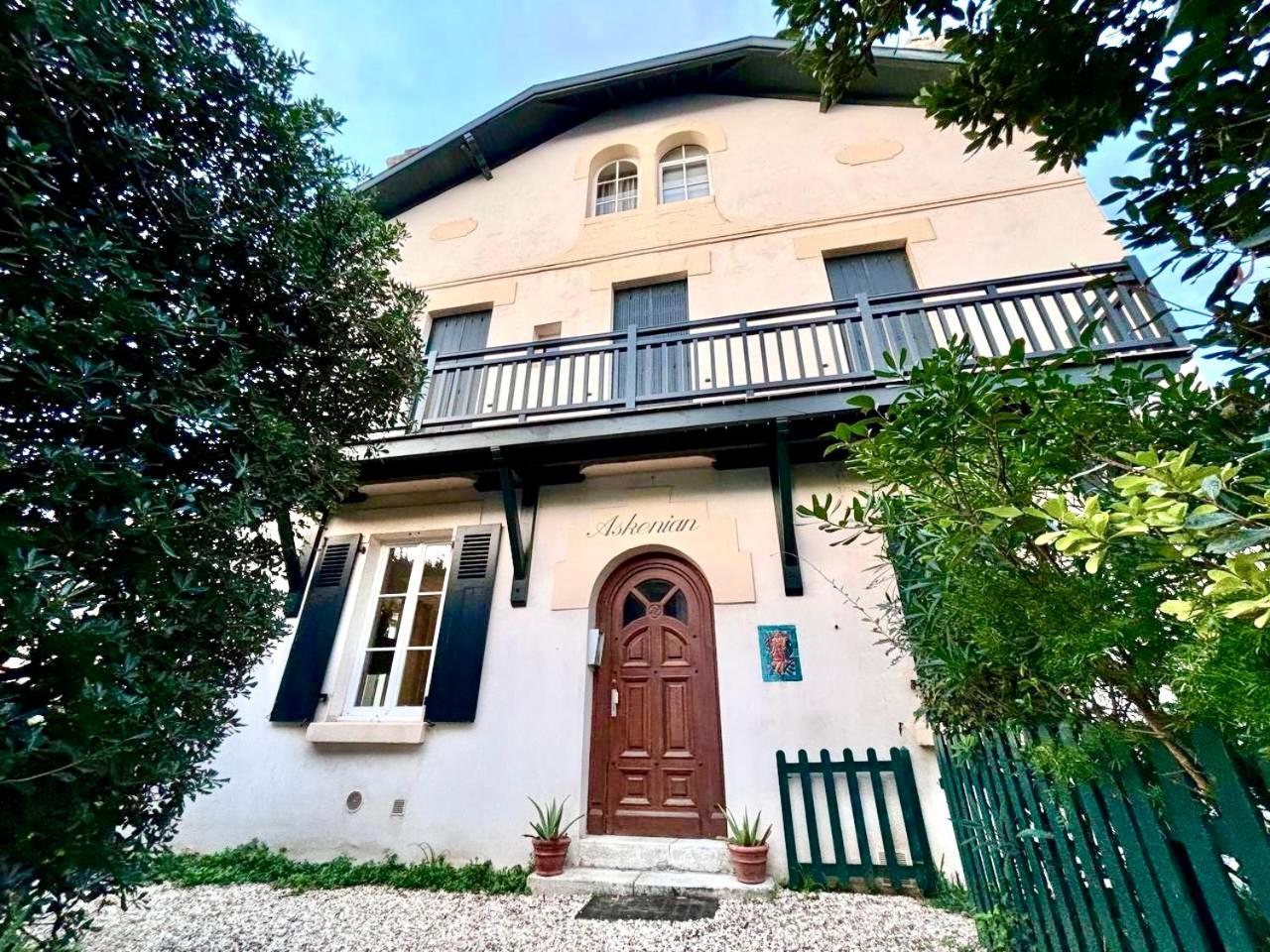 Cote Des Basques, Terrasse, Confort Et Qualite Biarritz Exterior photo